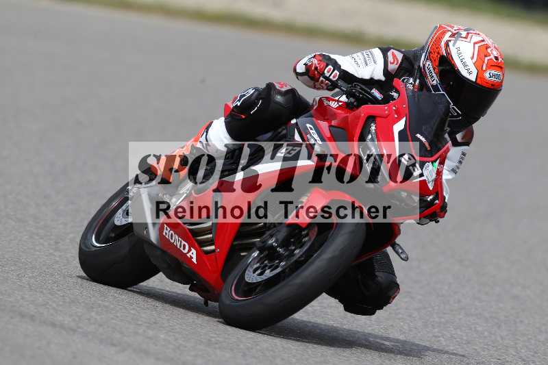 /Archiv-2023/06 10.04.2023 Moto Club Anneau du Rhin/Blanc-Novice/93